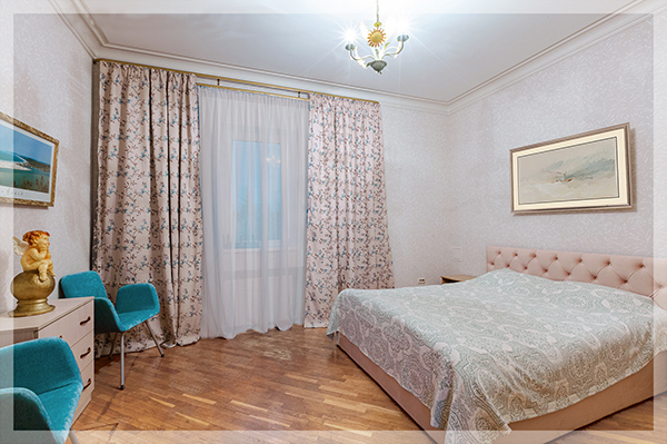 Большой дом для аренды в Московской области. 488 кв.м., 3 этажа. 